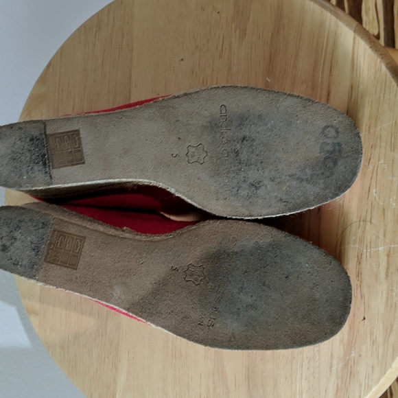 Andre Assous red espadrilles - Picture 2 of 4